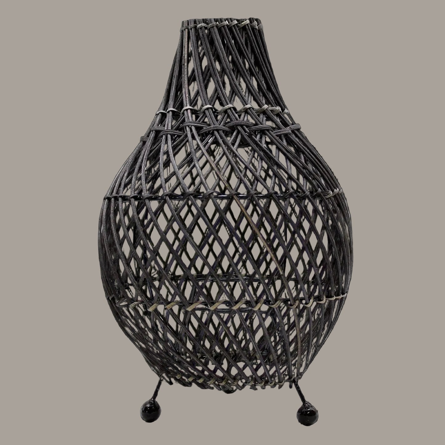 Black Woven Rattan Table Lamp – 39cm