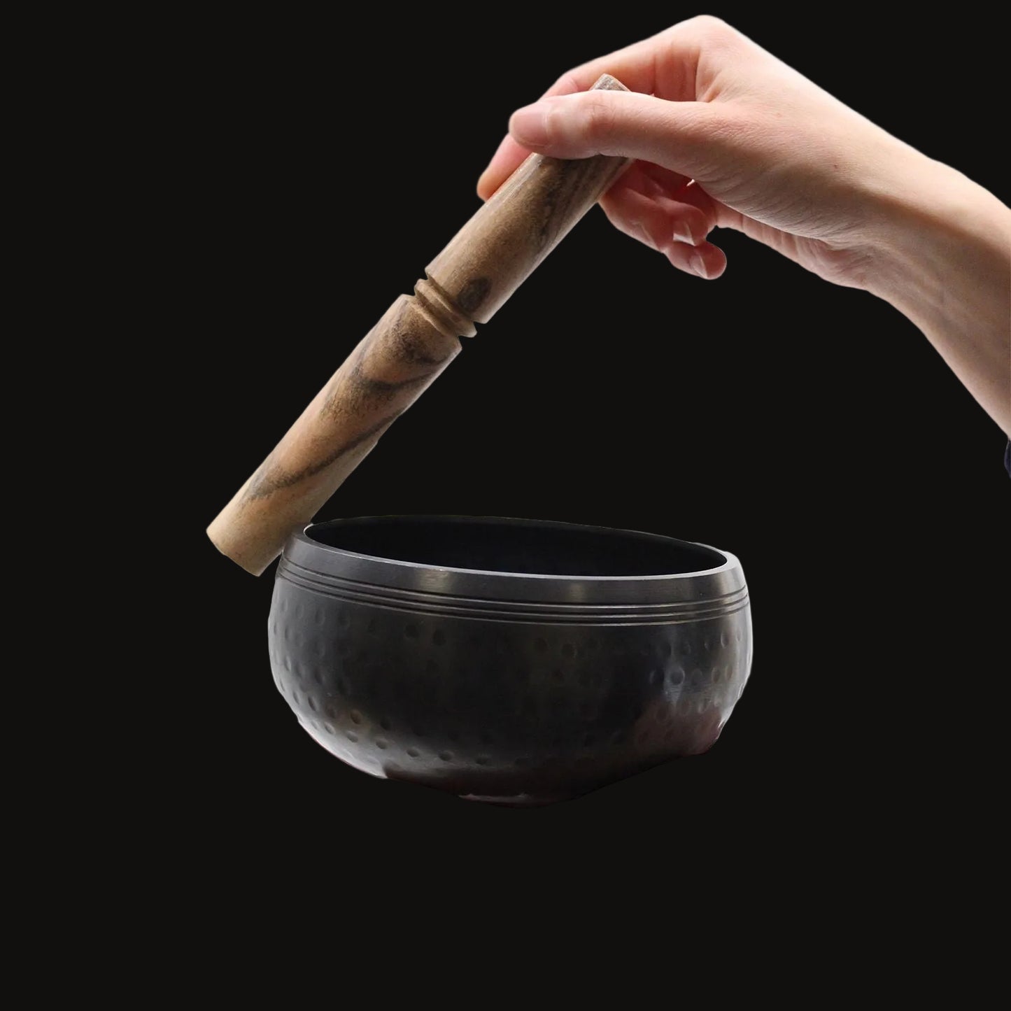 Medium Black Beaten Brass Singing Bowl – 15cm